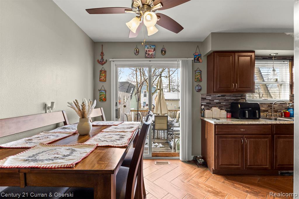 4306 Elizabeth Street, Wayne, MI 48184 — Photo 10