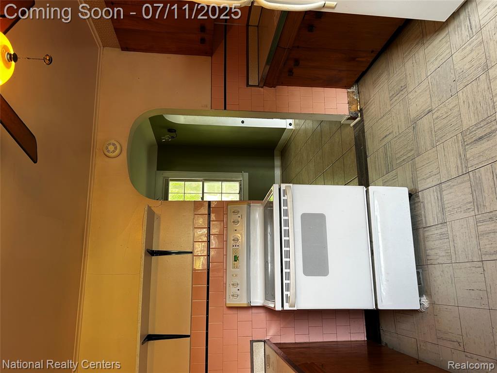 5310 Wakefield Road, Grand Blanc, MI 48439 — Photo 6