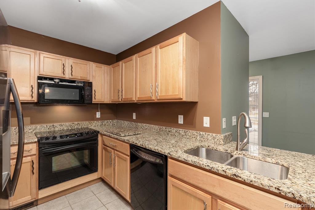 5821 Hampshire Lane, Ypsilanti, MI 48197 — Photo 15