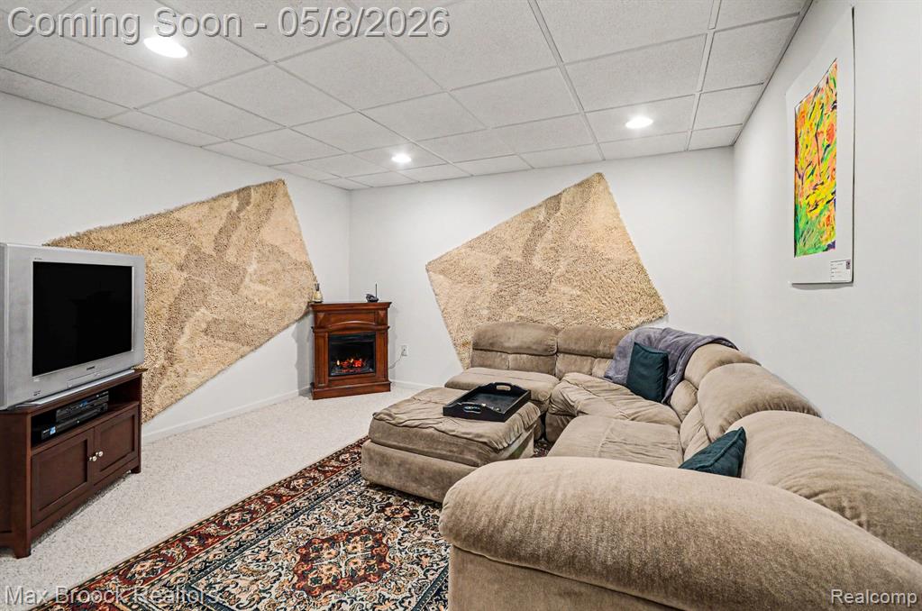 5824 Clearview Drive, Troy, MI 48098 — Photo 38