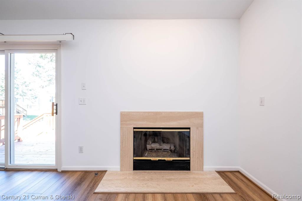 41898 RIVERWOOD Court, Canton, MI 48187 — Photo 8