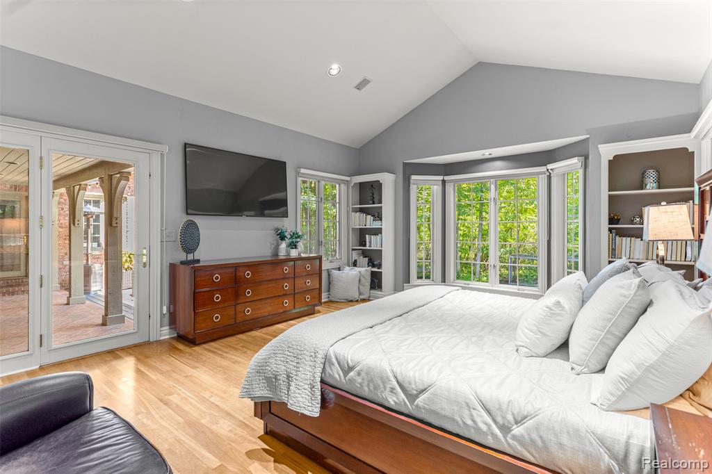 18278 Woodbury Court, Northville, MI 48168 — Photo 22