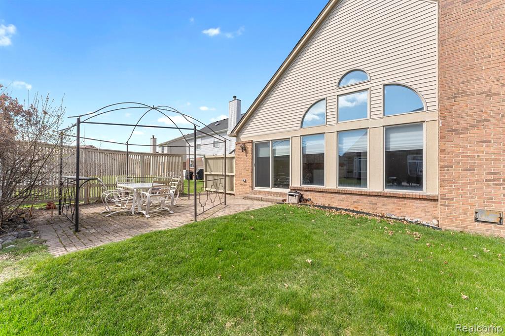 26783 PARK Lane, Woodhaven, MI 48183 — Photo 31