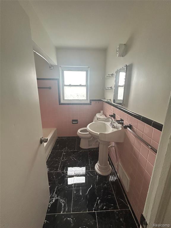 6116 Rosemont Avenue, Detroit, MI 48228 — Photo 12