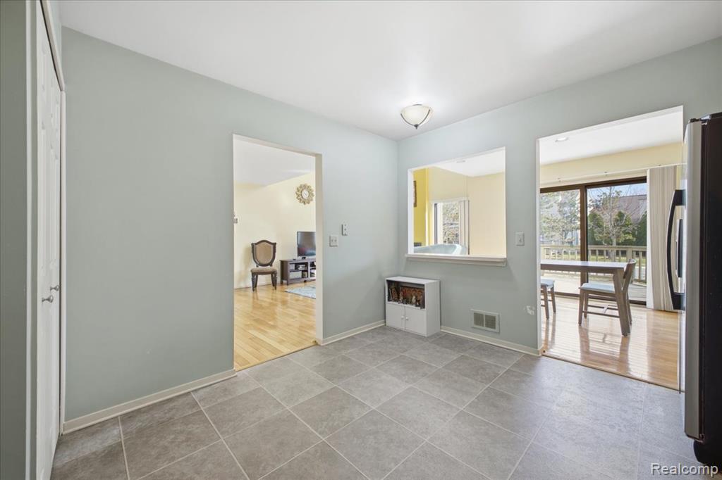678 Highgate, Rochester Hills, MI 48307 — Photo 12