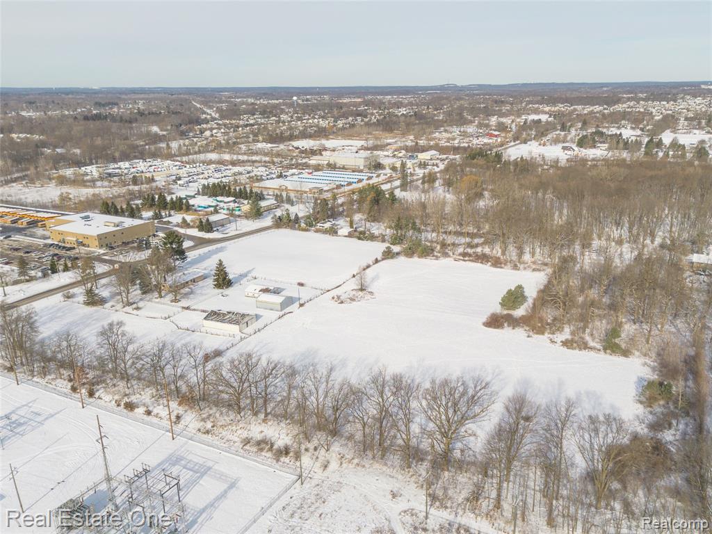 22700 Griswold Road, South Lyon, MI 48178 — Photo 21