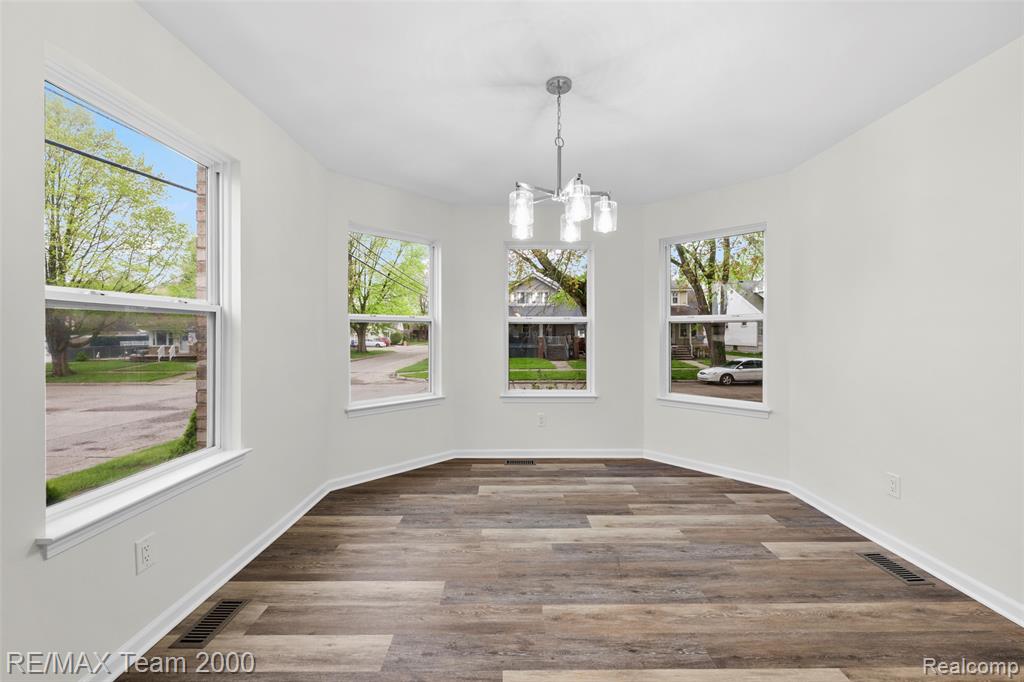 4253 Polk Street, Dearborn Heights, MI 48125 — Photo 11