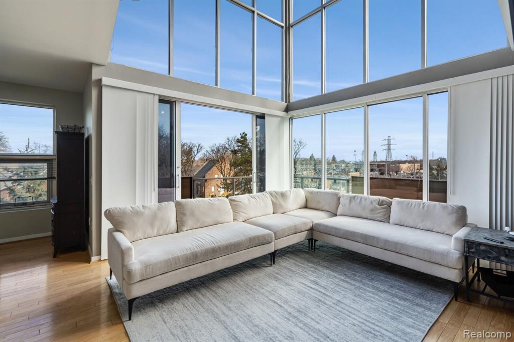 614 S TROY Street, Royal Oak, MI 48067 — Photo 12