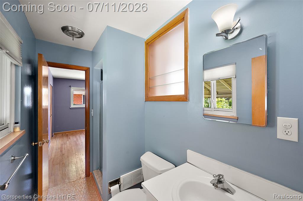 9961 Merriman Road, Livonia, MI 48150 — Photo 21
