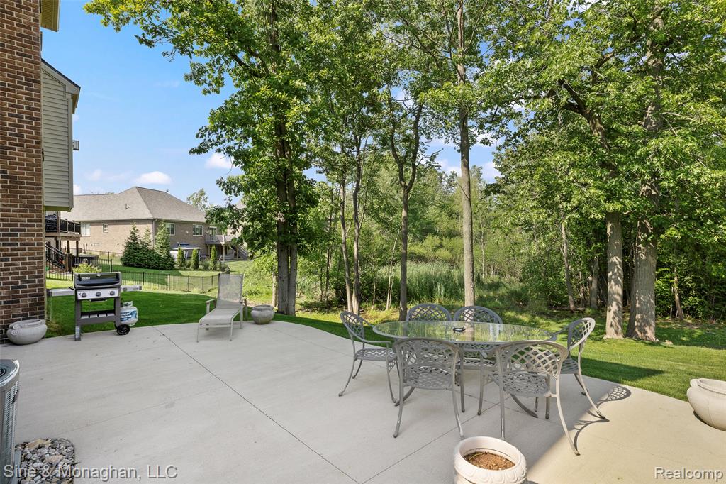 5401 Aberdeen Court, Clarkston, MI 48348 — Photo 40