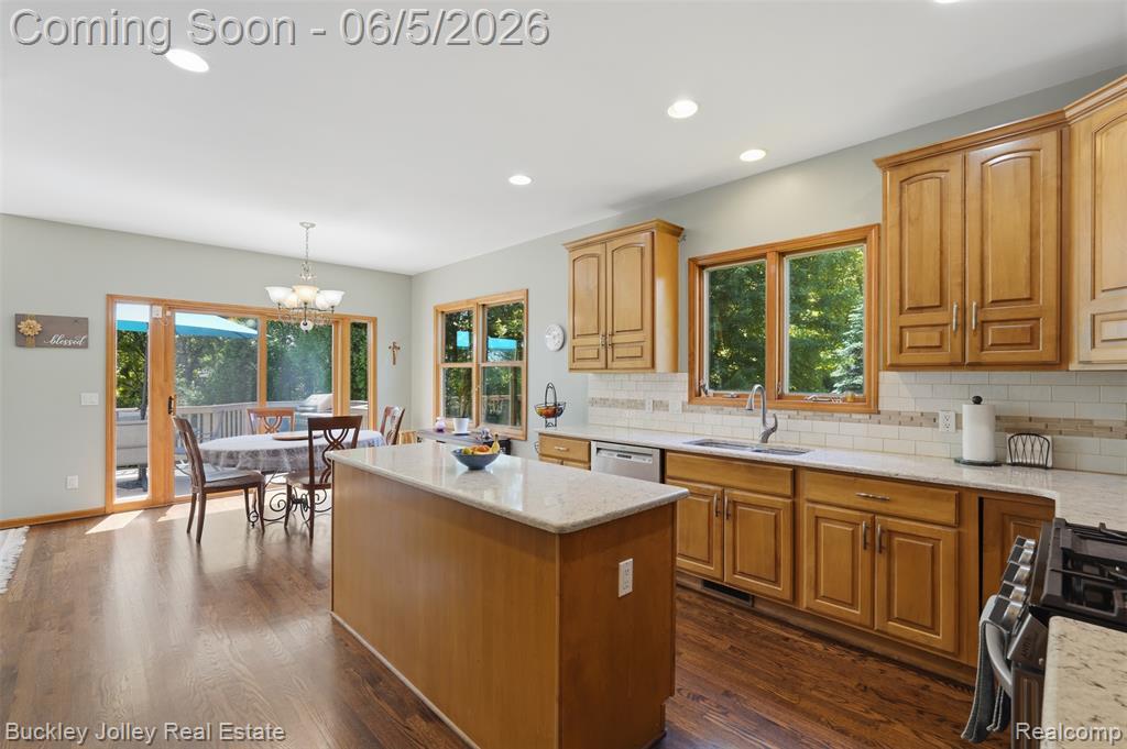1889 Sharp Sand Circle, Brighton, MI 48114 — Photo 11