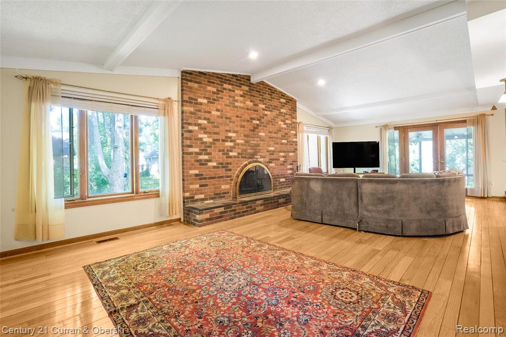 5994 Glen Eagles Drive, West Bloomfield, MI 48323 — Photo 18