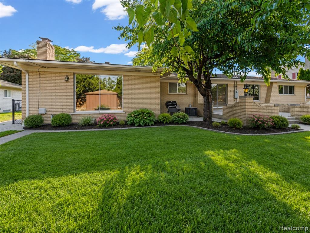 32104 Claeys Drive, Warren, MI 48093 — Photo 31