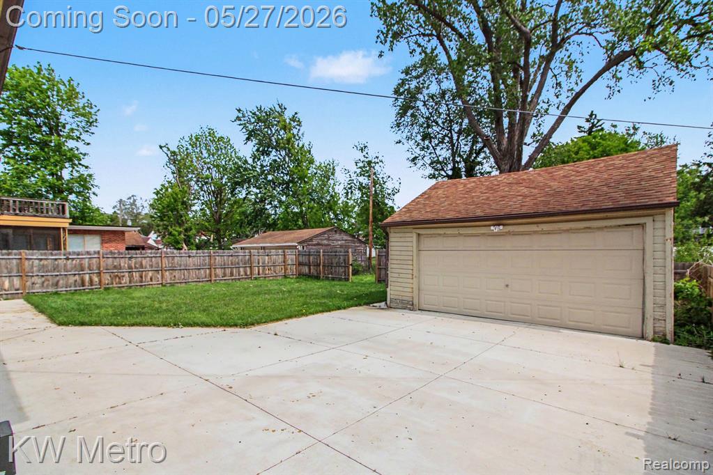 18844 Bretton Drive, Detroit, MI 48223 — Photo 23