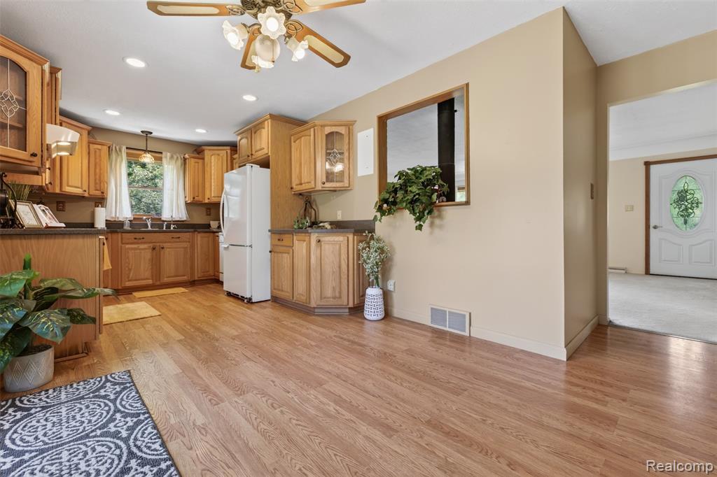 4675 Diehl Road, Metamora, MI 48455 — Photo 11