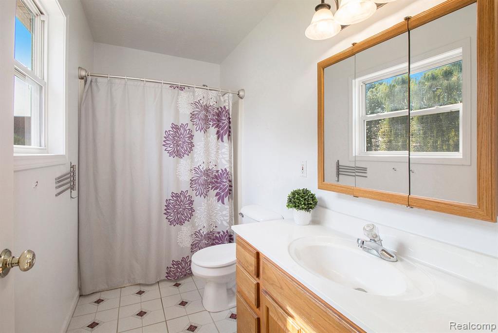 126 WALKER Drive, Morrice, MI 48857 — Photo 18