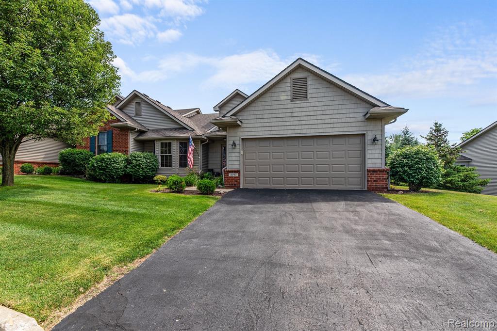 6197 MOUNTAIN LAUREL Drive, Brighton, MI 48116 — Photo 44