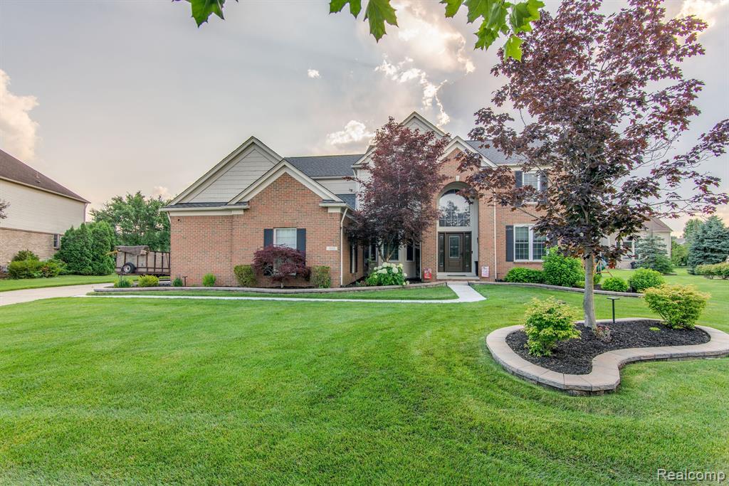 352 ELMINGTON, Canton, MI 48188 — Photo 40