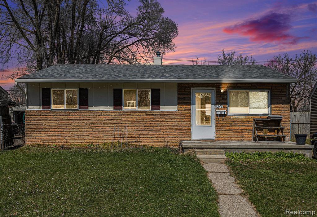 1243 S Lexington Parkway, Ypsilanti, MI 48198 — Photo 2