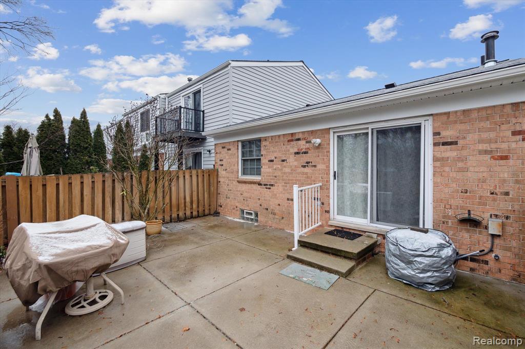 24834 Olde Orchard Street, Novi, MI — Photo 26