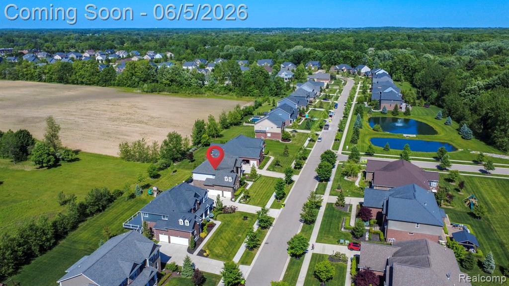 57558 Stoneleigh Drive, South Lyon, MI 48178 — Photo 83