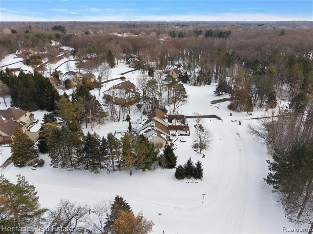 174 Howland Pines Drive, Oxford, MI 48371 — Photo 57