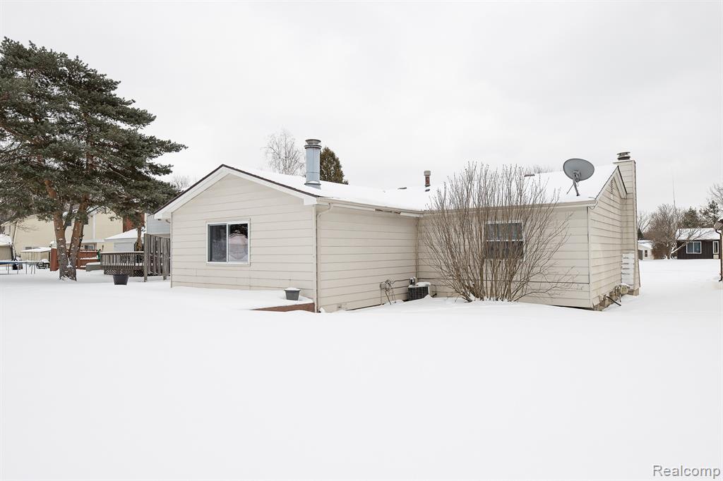 5123 MILL WHEEL Drive, Grand Blanc, MI 48439 — Photo 32