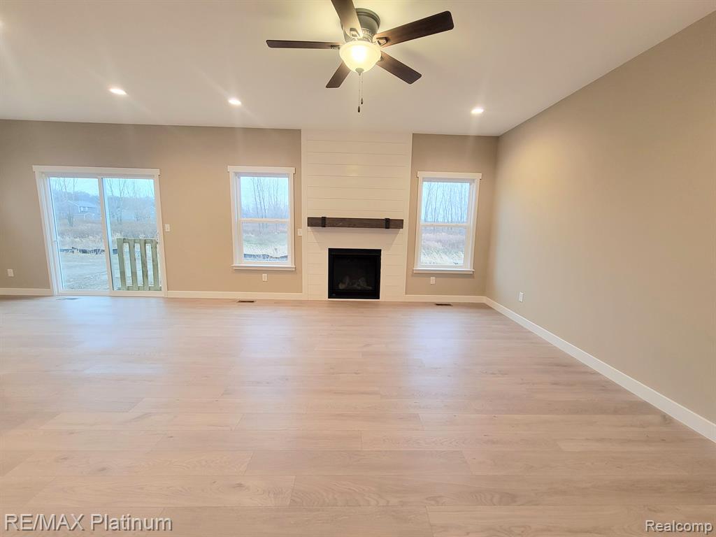 7452 SKYLAR Court, Swartz Creek, MI 48473 — Photo 6