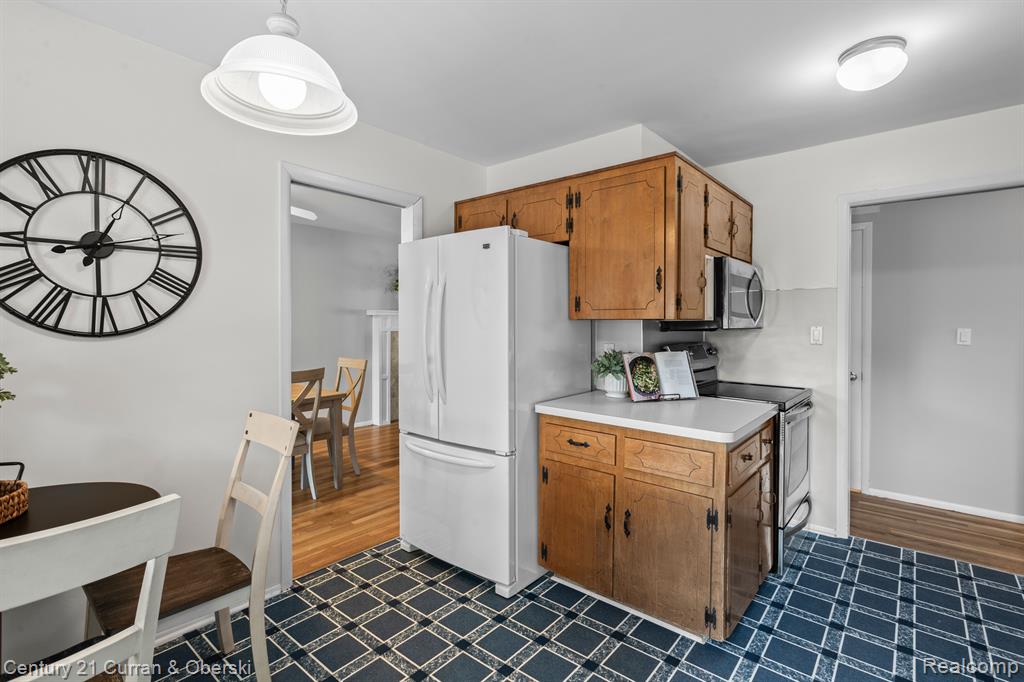 1022 CANTERBURY Street, Northville, MI 48167 — Photo 20