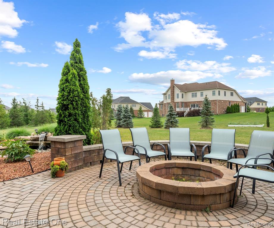 50437 TAMARACK Trail, Northville, MI 48168 — Photo 47