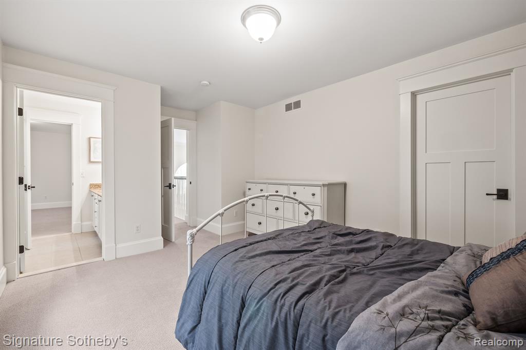 5027 GROVER Drive, Brighton, MI 48116 — Photo 36