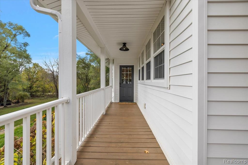 5640 Hummer Lake Road, Oxford, MI 48371 — Photo 9