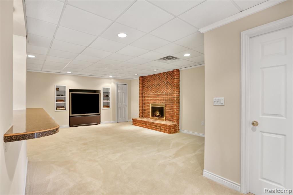 5826 Murfield Drive, Rochester, MI 48306 — Photo 57