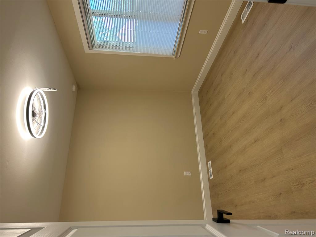 8309 Hugh Street, Westland, MI — Photo 8