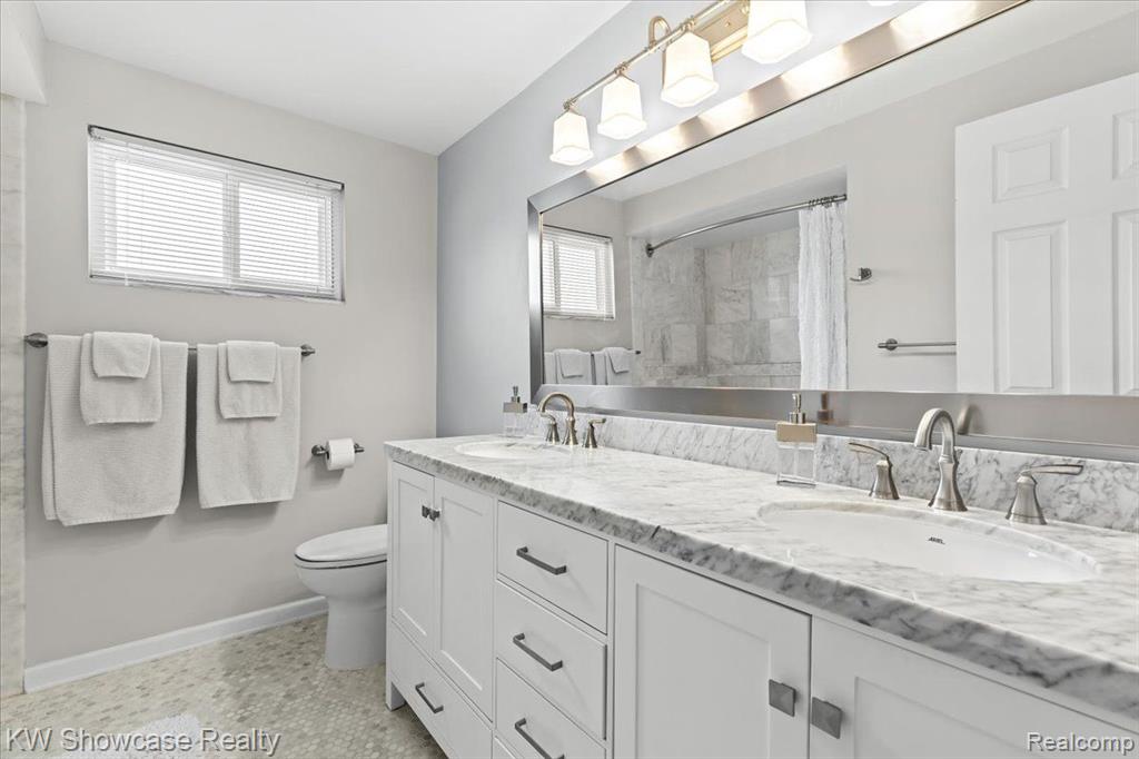 52903 D W SEATON Drive, Chesterfield, MI 48047 — Photo 22