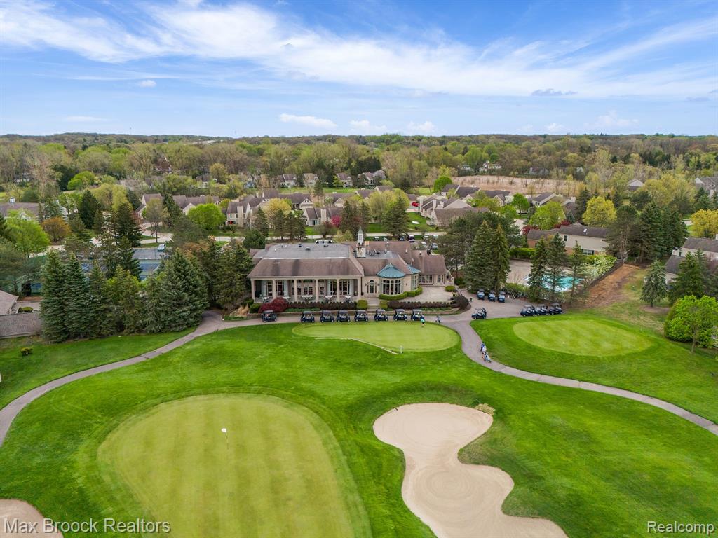 671 BROCKMOOR Lane, Bloomfield Hills, MI 48304 — Photo 30