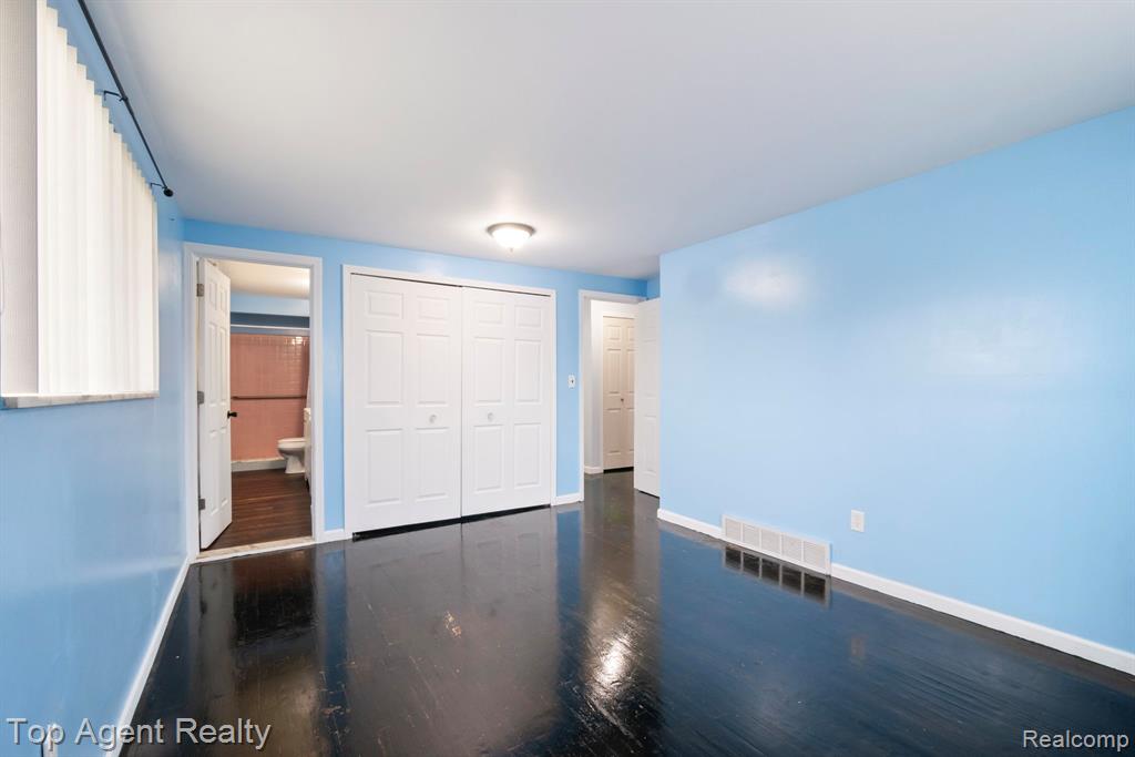 30151 Barbary Court, Warren, MI 48093 — Photo 26