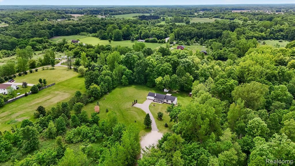 9565 Crofoot Road, Fowlerville, MI 48836 — Photo 53