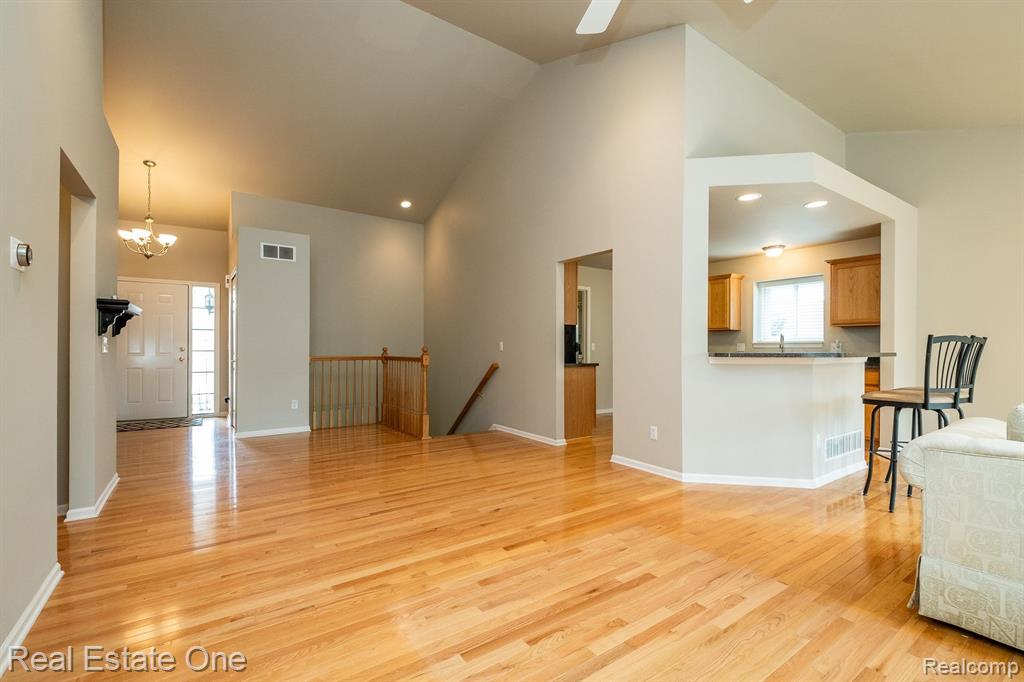 8113 SUTTON Court, White Lake, MI — Photo 10