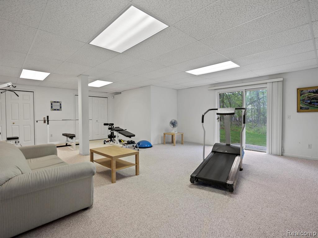 6671 CHELSEA, West Bloomfield, MI — Photo 26