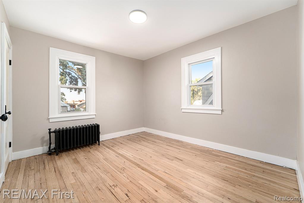 8444 Chalmers Avenue, Warren, MI 48089 — Photo 12