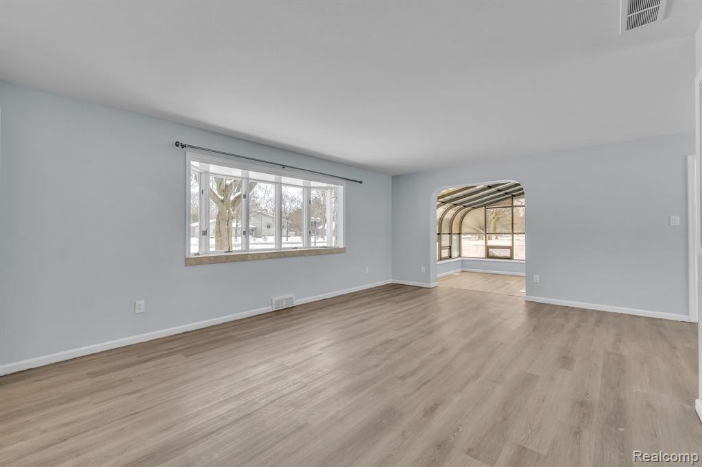 6576 Inkster Road, West Bloomfield, MI — Photo 15