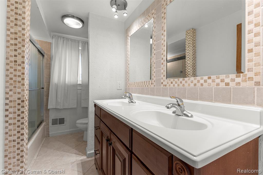 12345 Bedford Drive, Southgate, MI 48195 — Photo 27