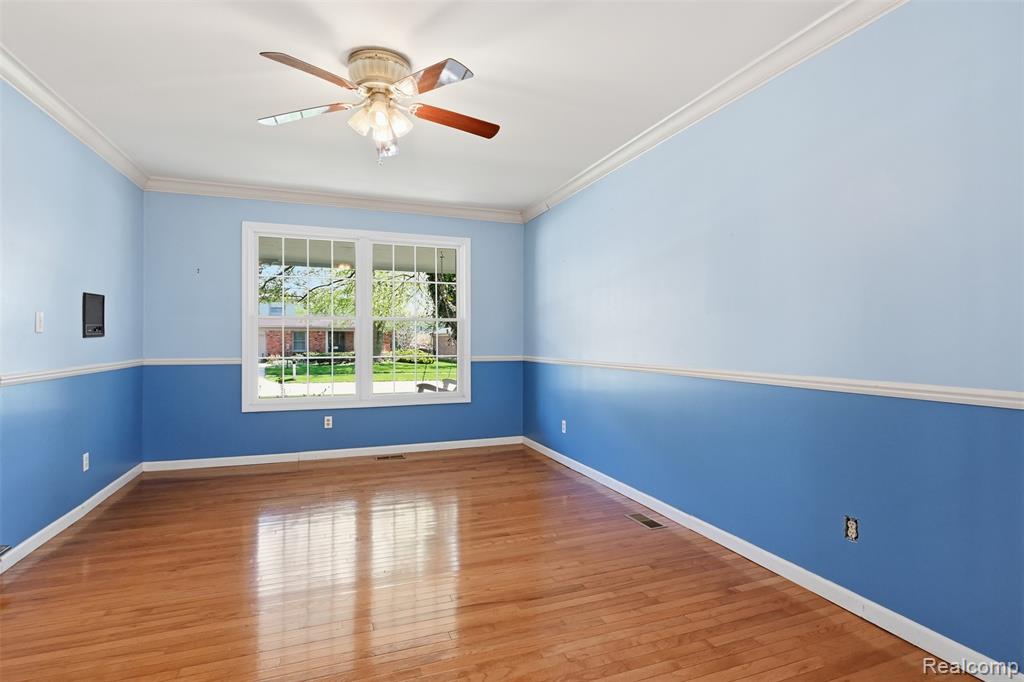 9025 Muirland Drive, Plymouth, MI 48170 — Photo 13