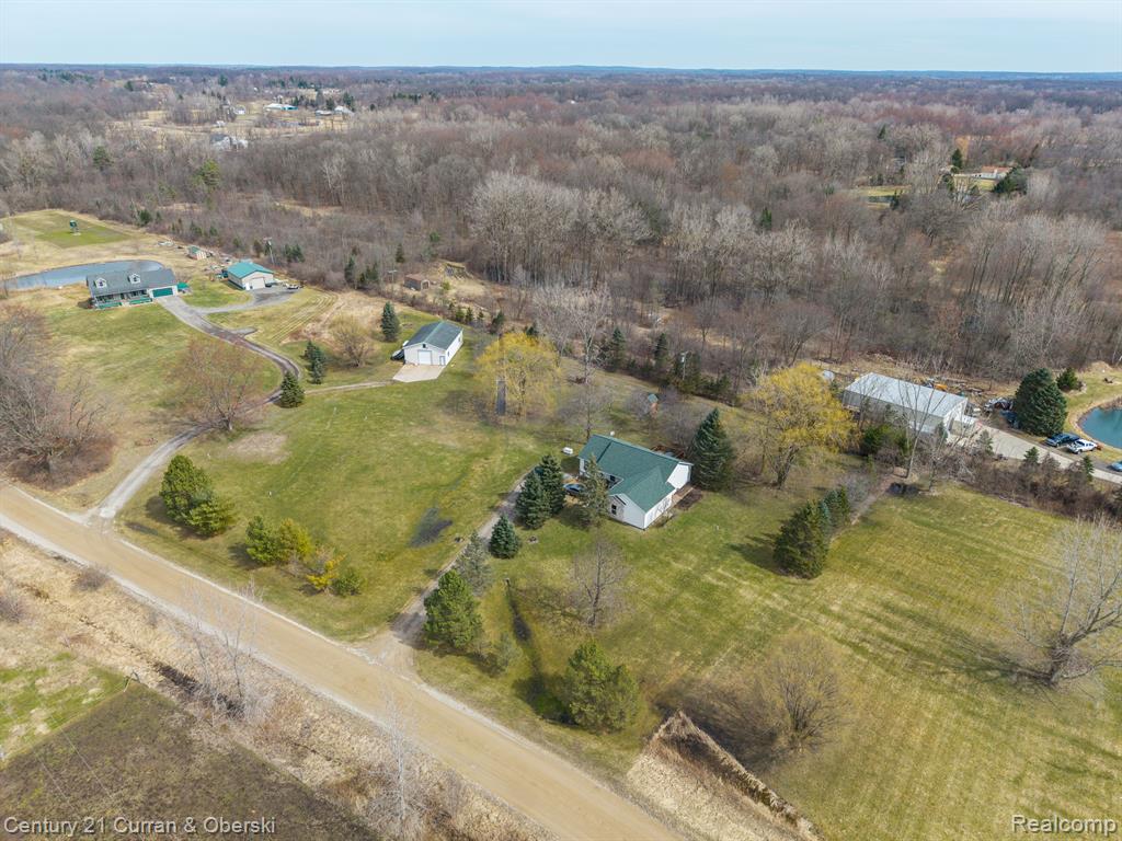 4220 HAPPY HOLLOW Lane, Howell, MI 48855 — Photo 42