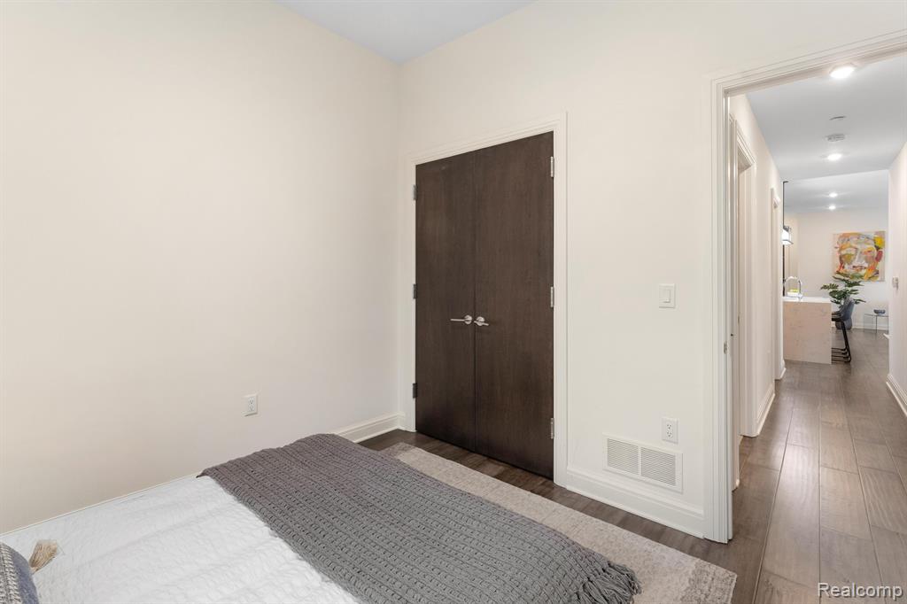 438 Selden Street, Detroit, MI 48201 — Photo 22