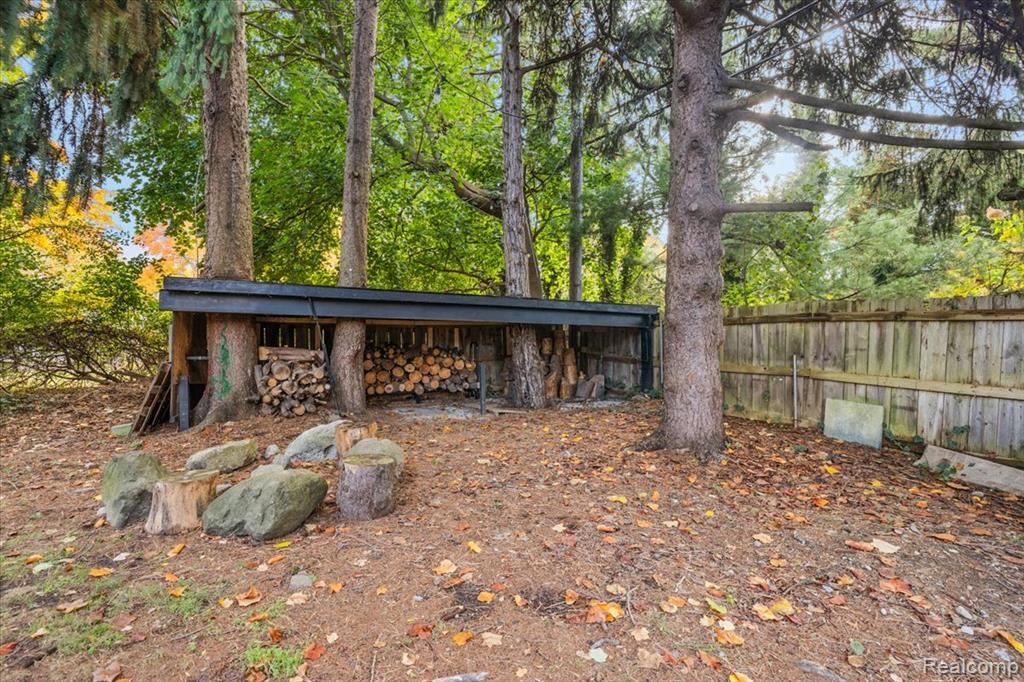 5741 Snowshoe Circle, Bloomfield Hills, MI 48301 — Photo 68