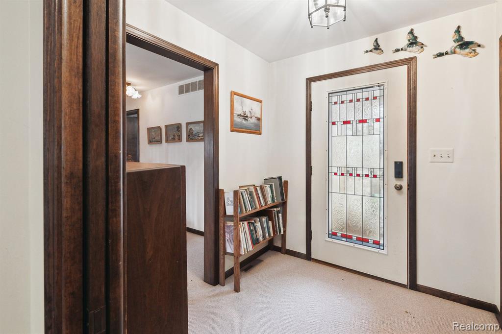 9150 Diane Street, Pigeon Vlg, MI — Photo 3