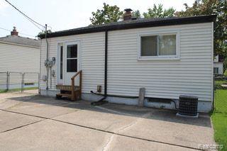 456 W OTIS Avenue, Hazel Park, MI 48030 — Photo 30