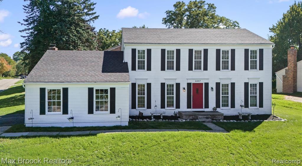 4467 Apple Valley Lane, West Bloomfield, MI 48323
